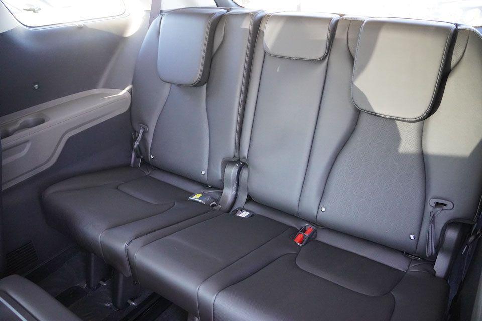 new 2026 Kia Carnival car, priced at $38,959