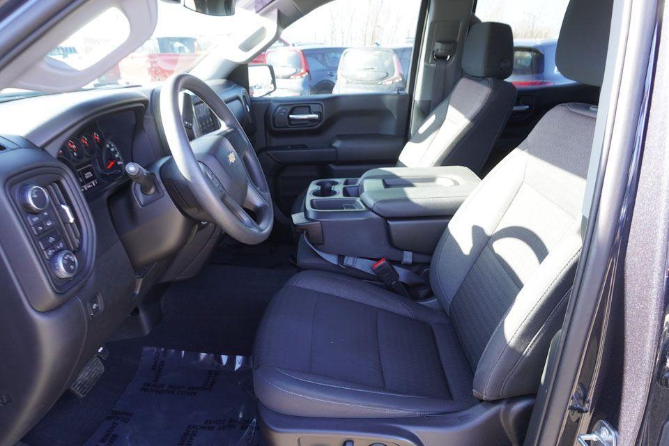 used 2022 Chevrolet Silverado 1500 car, priced at $34,000