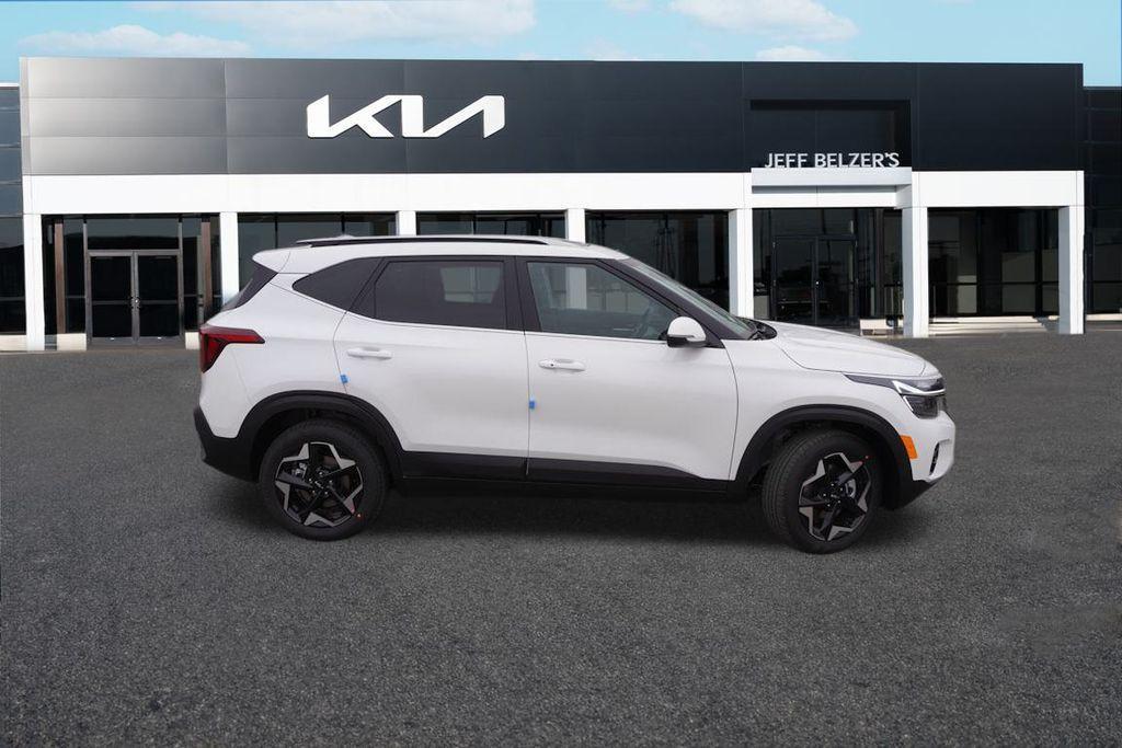 new 2025 Kia Seltos car, priced at $28,267