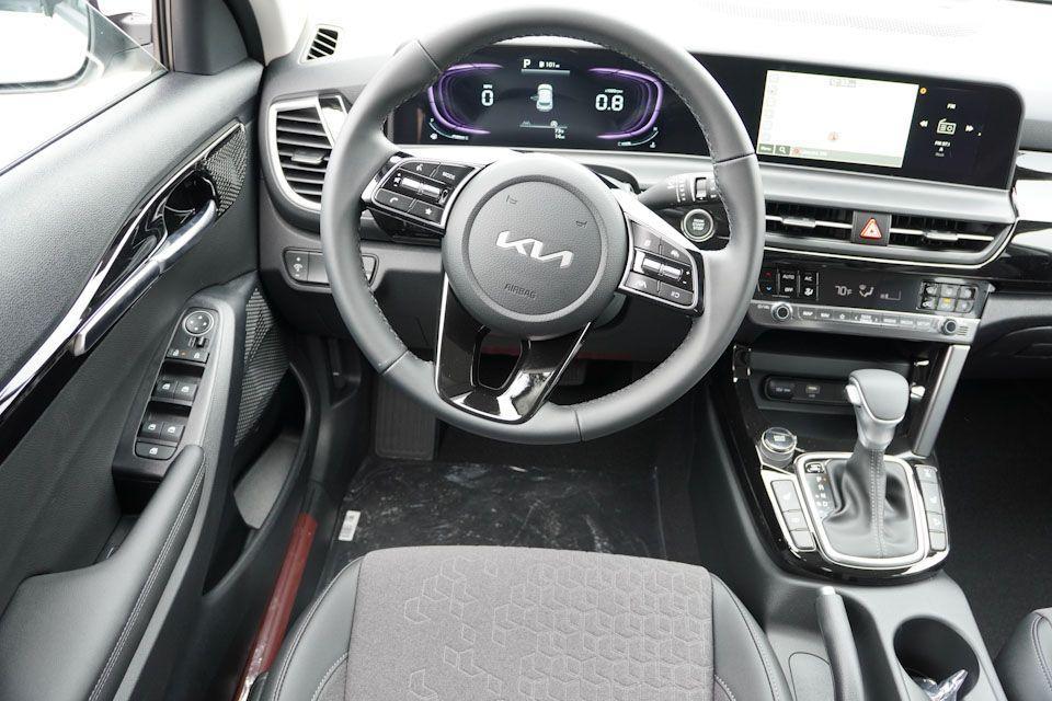 new 2026 Kia Seltos car, priced at $26,990