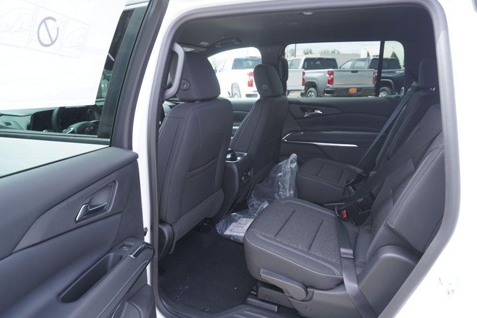 new 2025 Chevrolet Traverse car, priced at $42,687