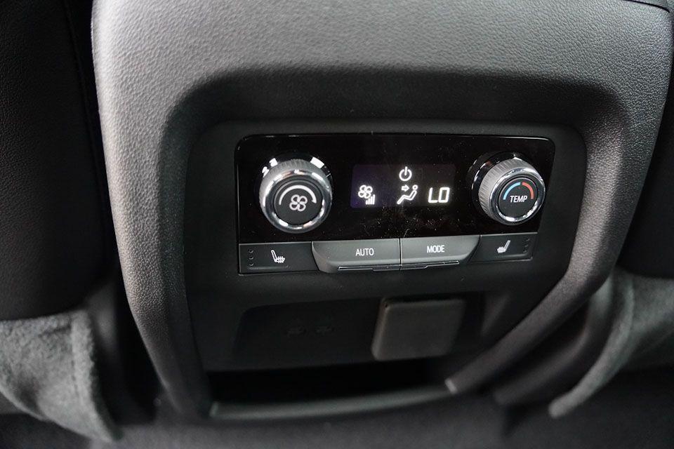 new 2026 Chevrolet Traverse car, priced at $56,368