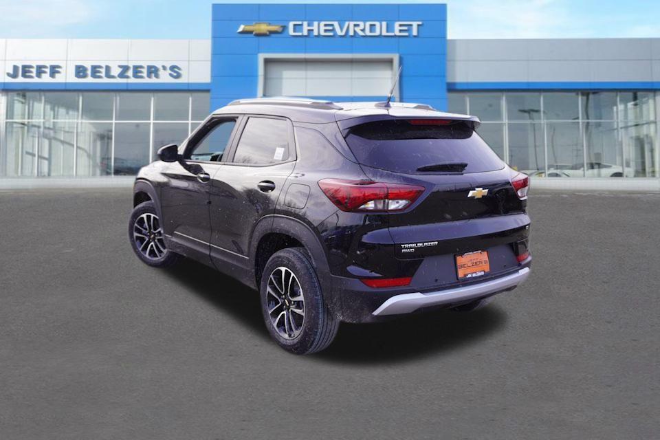 new 2025 Chevrolet TrailBlazer car, priced at $26,785