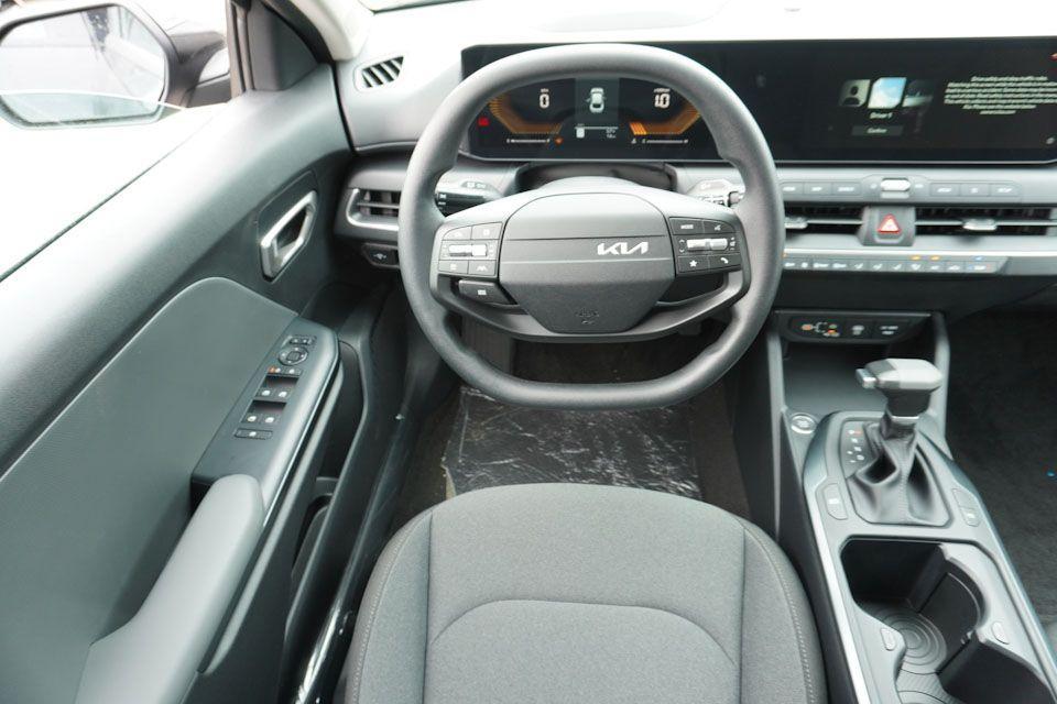 new 2025 Kia K4 car, priced at $21,273