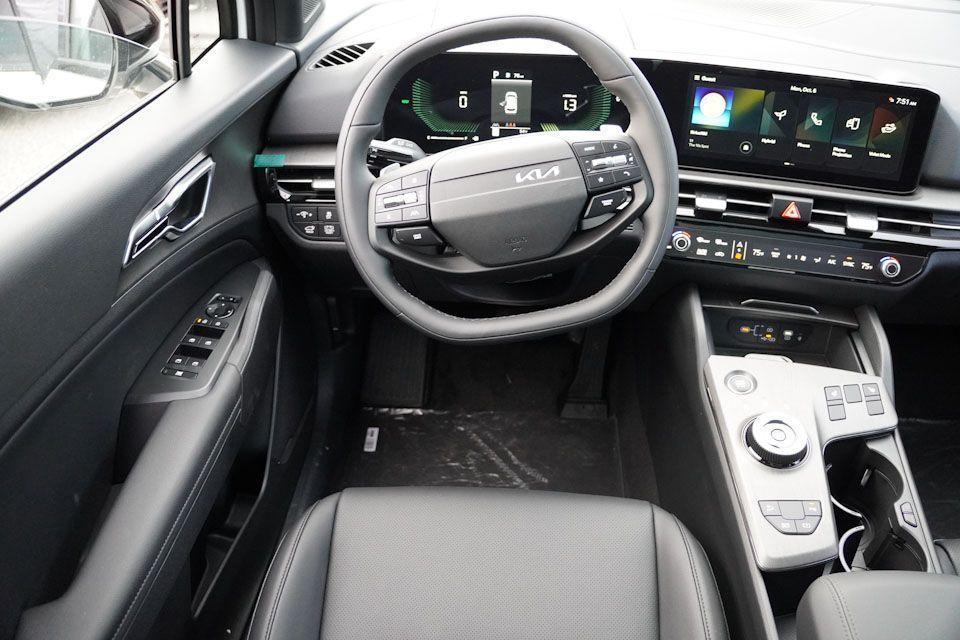 new 2026 Kia Sportage Hybrid car, priced at $34,508