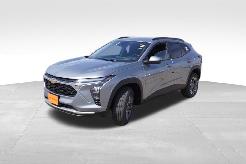 new 2025 Chevrolet Trax car, priced at $22,590