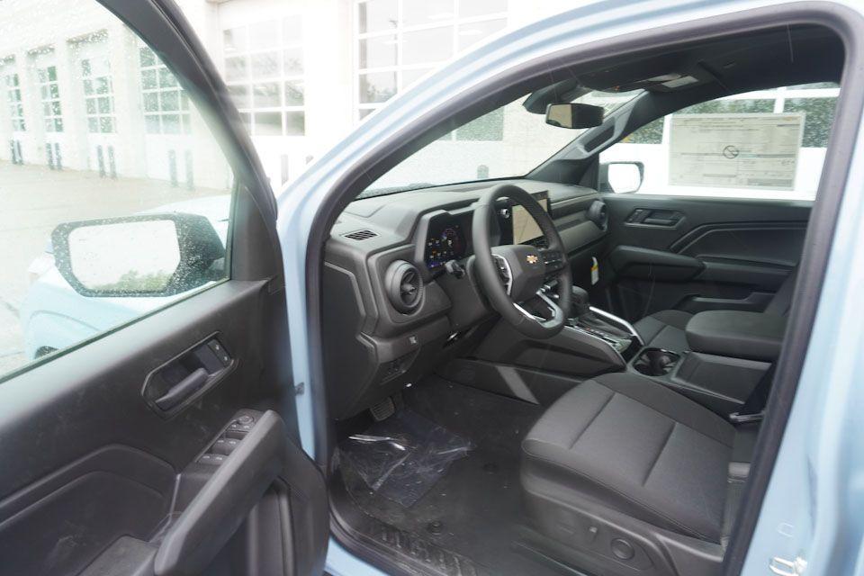 new 2025 Chevrolet Colorado car, priced at $36,373