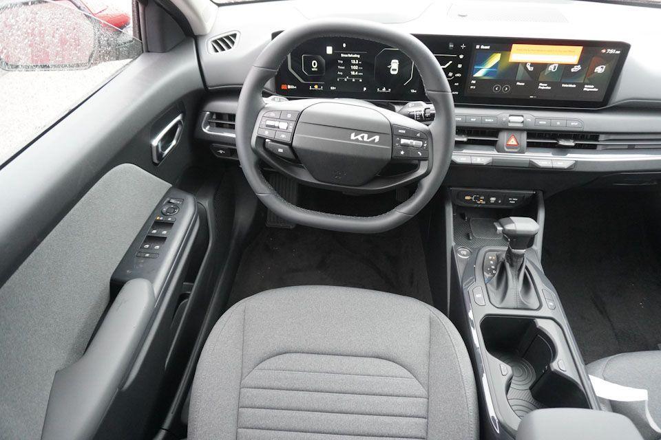 new 2025 Kia K4 car, priced at $22,338