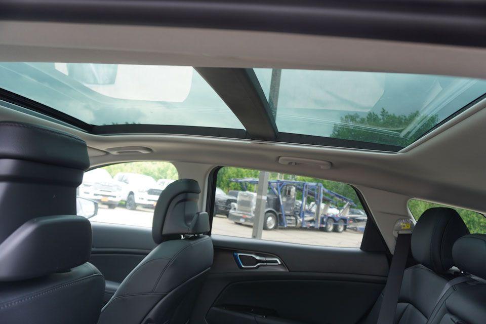new 2025 Kia Sportage Hybrid car, priced at $32,560