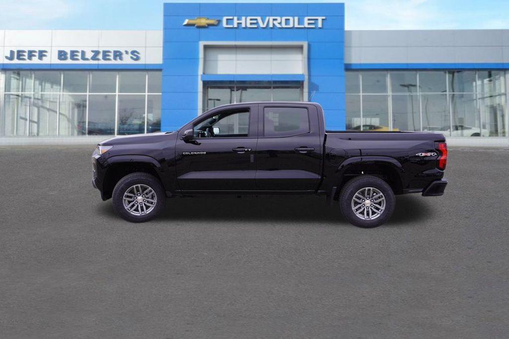 new 2024 Chevrolet Colorado car, priced at $38,450