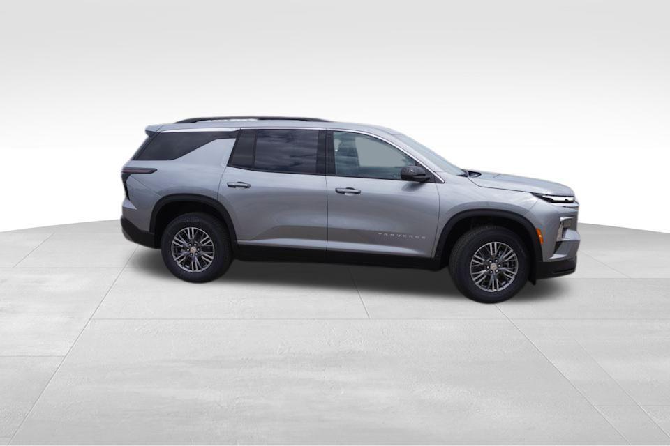 new 2025 Chevrolet Traverse car, priced at $41,391