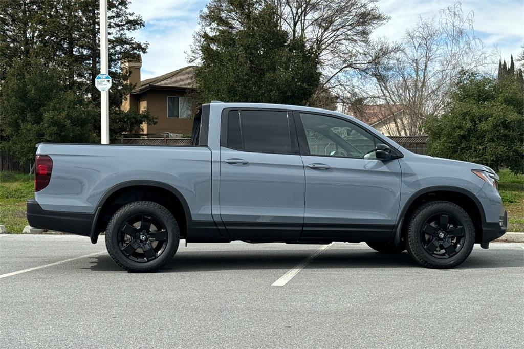 new 2025 Honda Ridgeline car, priced at $48,655