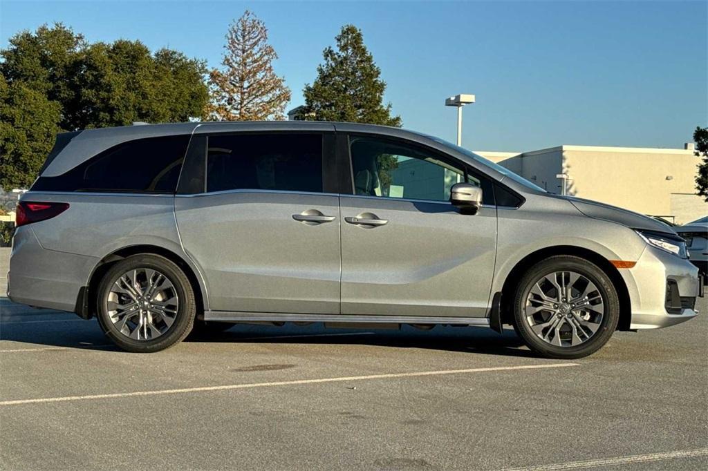 new 2025 Honda Odyssey car, priced at $48,370