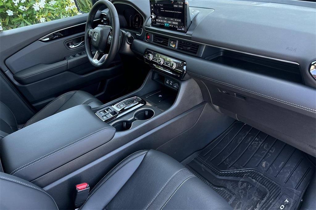 new 2025 Honda Pilot car, priced at $53,450