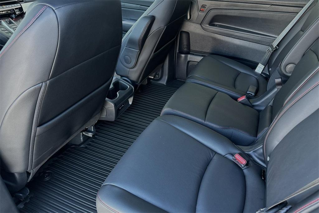 new 2025 Honda Odyssey car, priced at $44,820