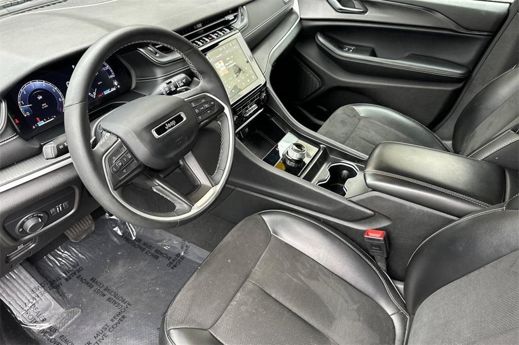 used 2024 Jeep Grand Cherokee L car, priced at $25,980