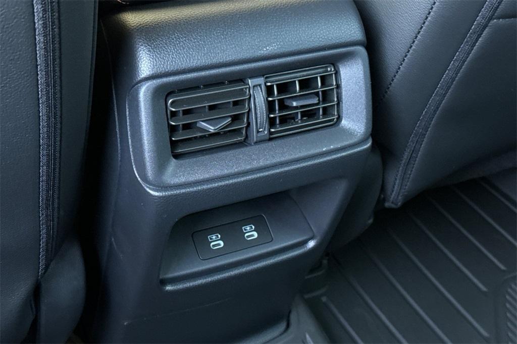 new 2026 Honda CR-V Hybrid car, priced at $40,175