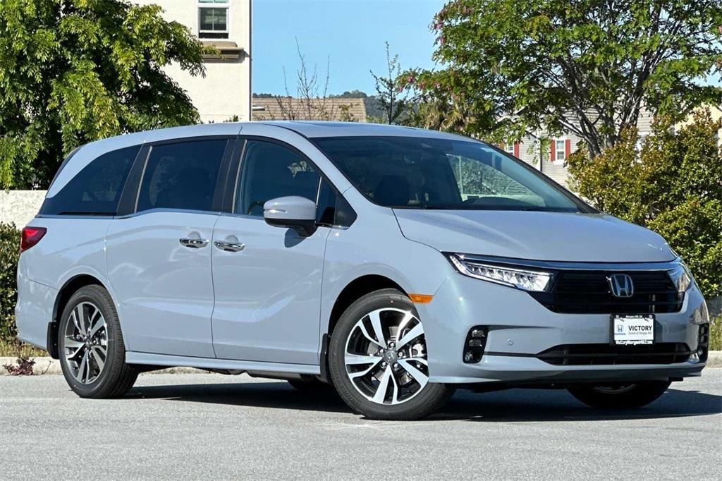 new 2024 Honda Odyssey car, priced at $47,350