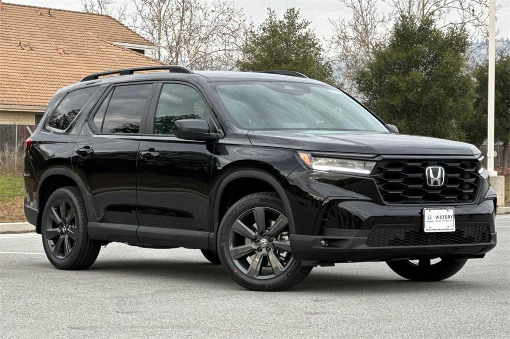 new 2025 Honda Pilot car, priced at $43,695