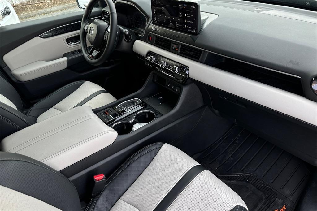 new 2026 Honda Passport car, priced at $54,903