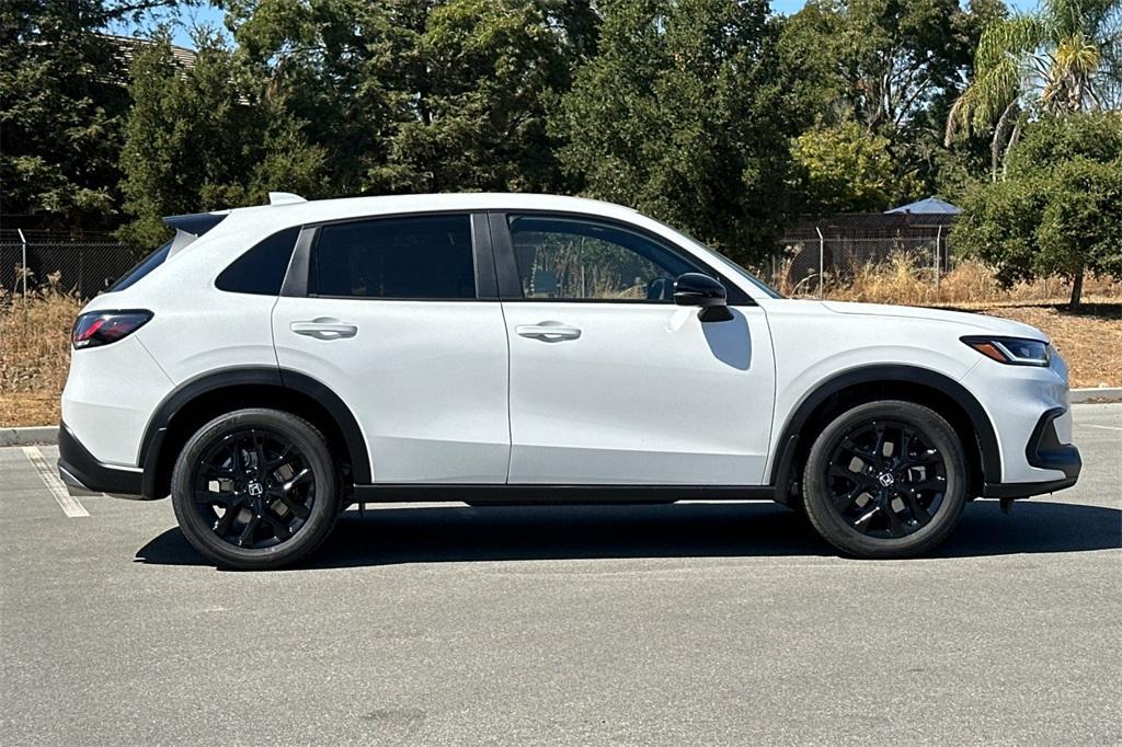 new 2025 Honda HR-V car, priced at $30,850