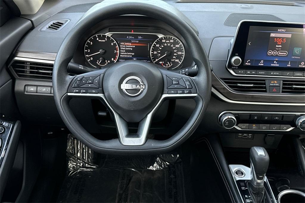 used 2023 Nissan Altima car, priced at $19,813