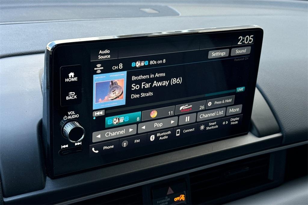 used 2025 Honda Pilot car, priced at $39,598