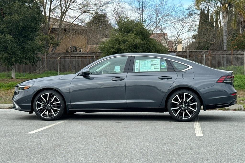 new 2025 Honda Accord Hybrid car, priced at $40,450