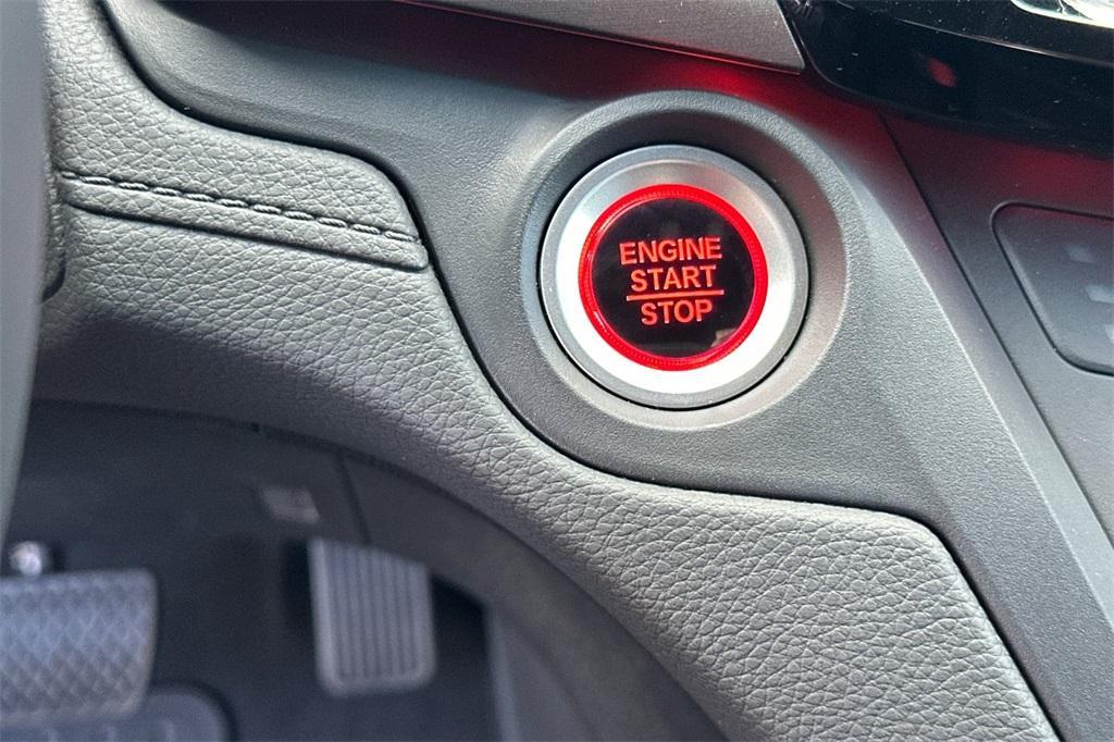 new 2026 Honda Odyssey car, priced at $45,390