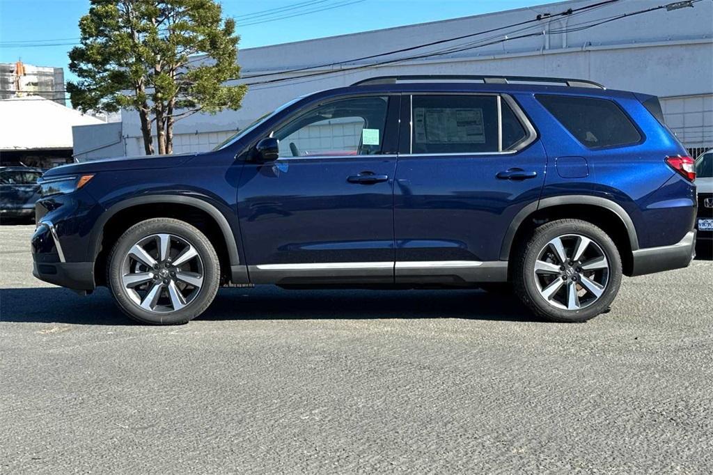 new 2025 Honda Pilot car, priced at $52,415