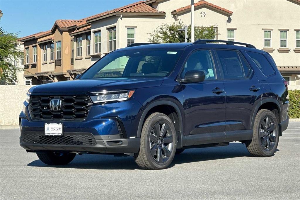 new 2025 Honda Pilot car, priced at $43,695