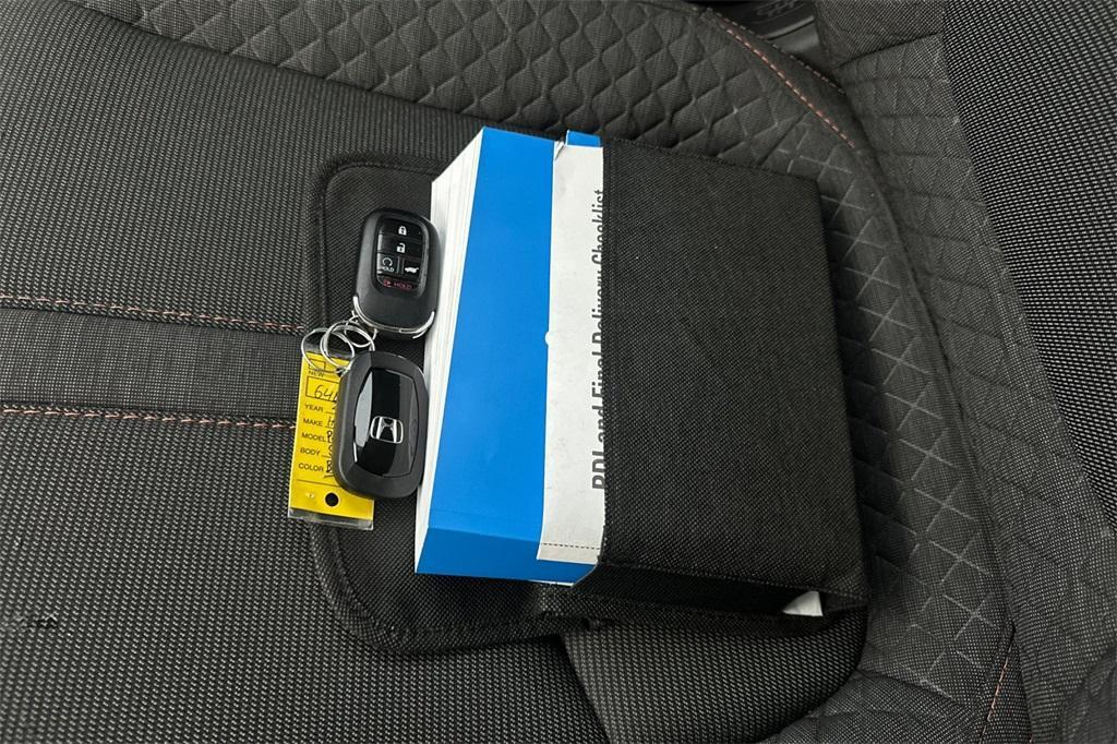 used 2025 Honda Pilot car, priced at $41,008