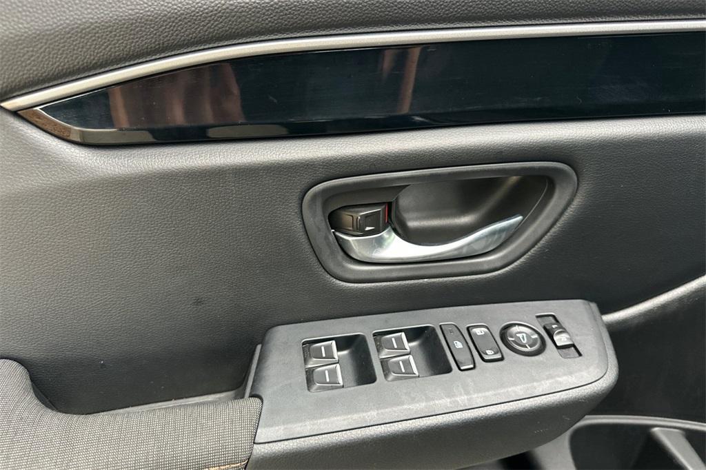 used 2025 Honda Pilot car, priced at $41,008