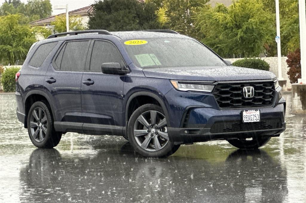 used 2025 Honda Pilot car, priced at $41,008