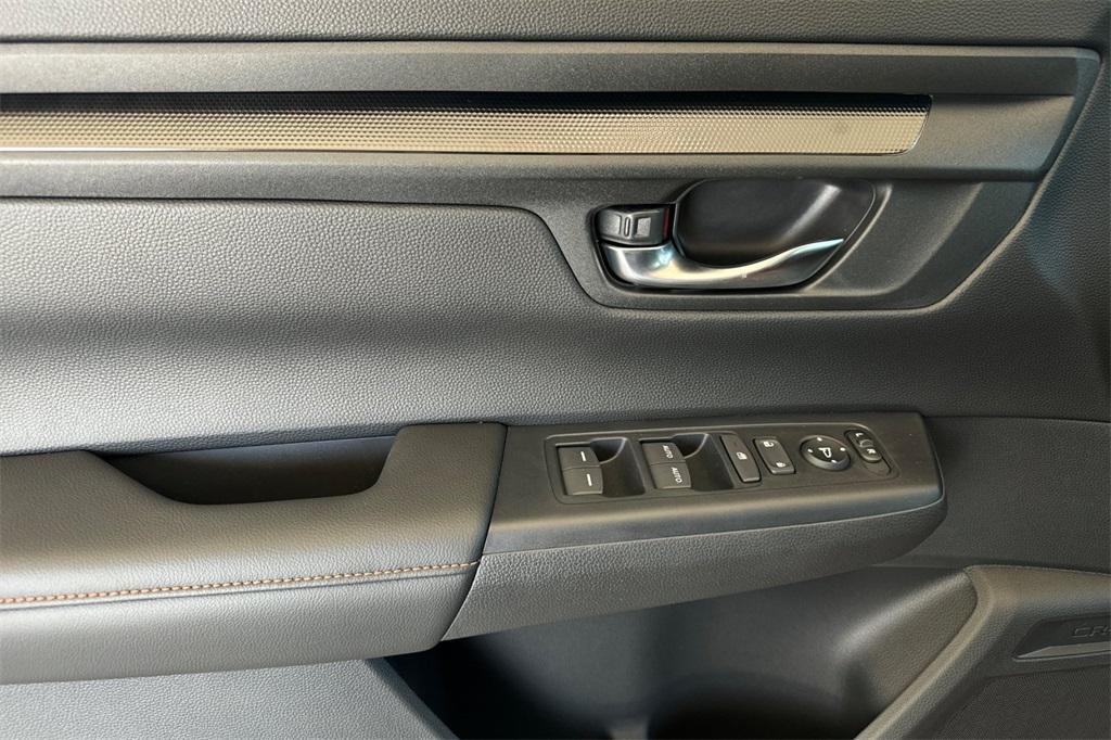 new 2026 Honda CR-V Hybrid car, priced at $38,980