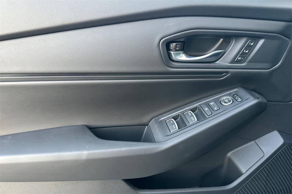 new 2025 Honda Accord Hybrid car, priced at $36,090