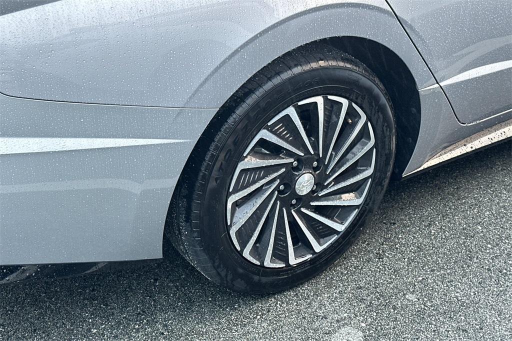 used 2023 Hyundai Sonata Hybrid car, priced at $21,222