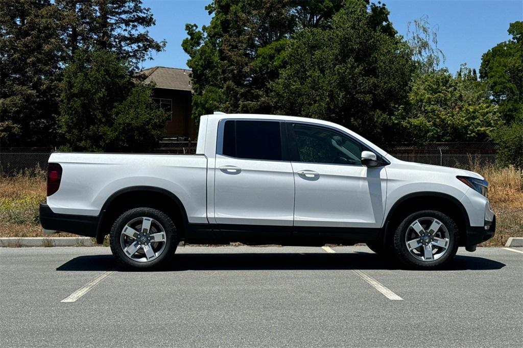 new 2025 Honda Ridgeline car, priced at $44,885