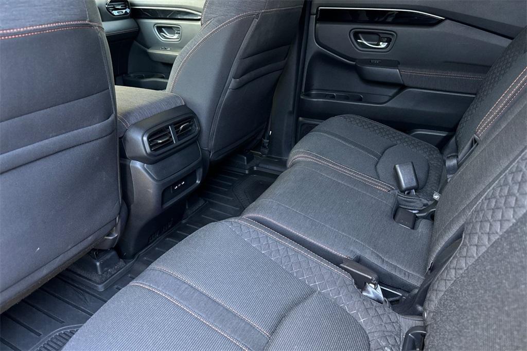 used 2024 Honda Pilot car, priced at $39,819