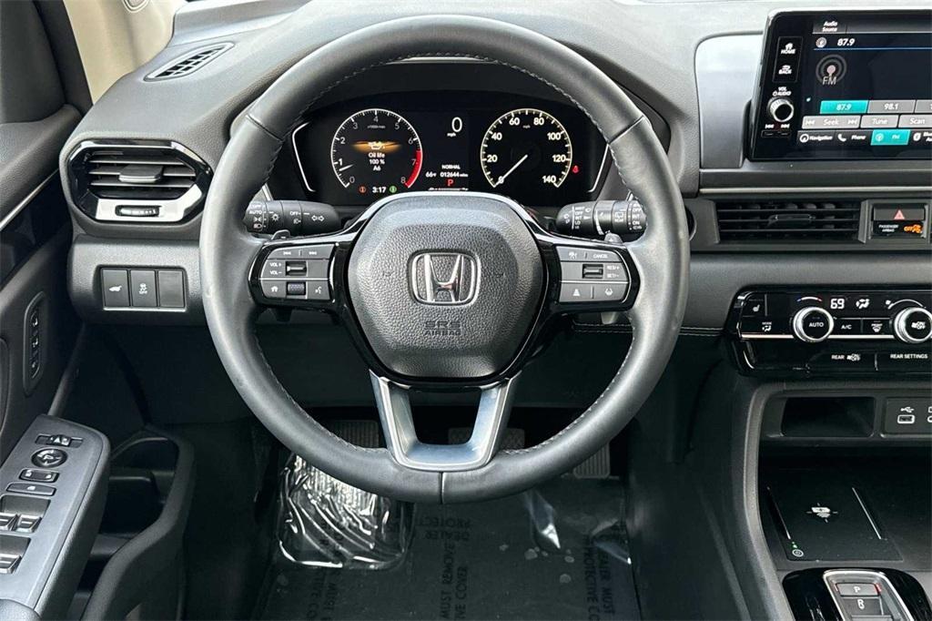 used 2023 Honda Pilot car, priced at $43,378