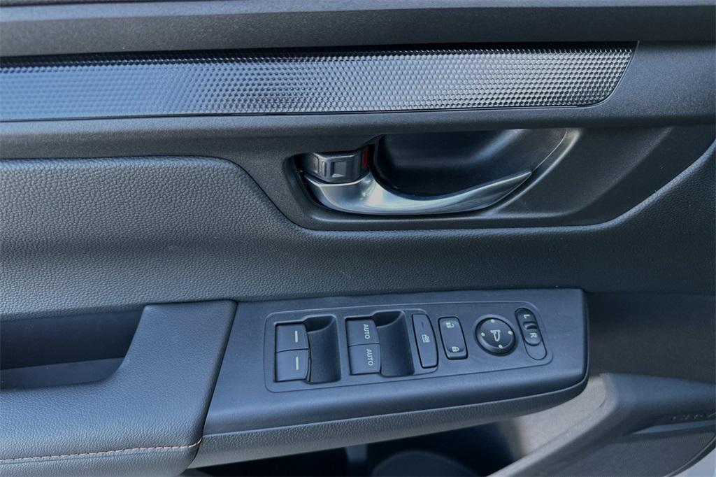 new 2025 Honda CR-V Hybrid car, priced at $37,545