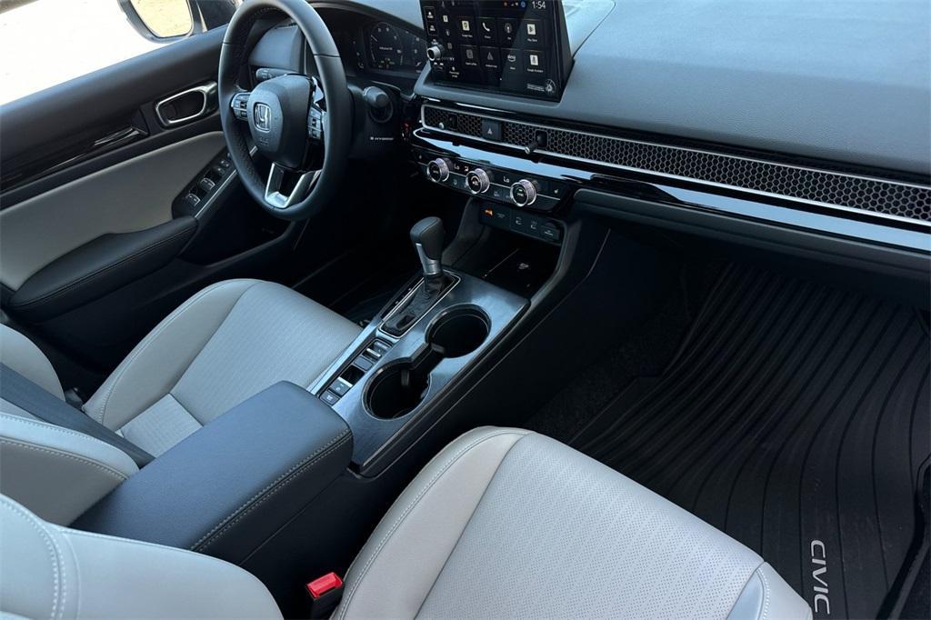 new 2026 Honda Civic Hybrid car, priced at $33,945