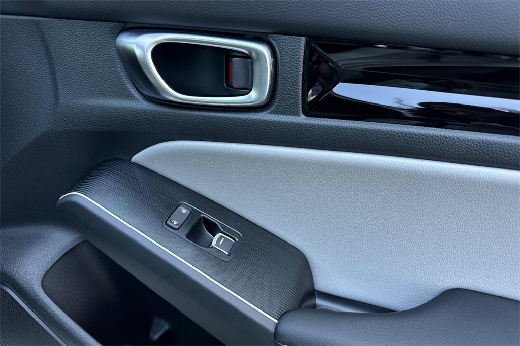 new 2026 Honda Civic Hybrid car, priced at $33,945