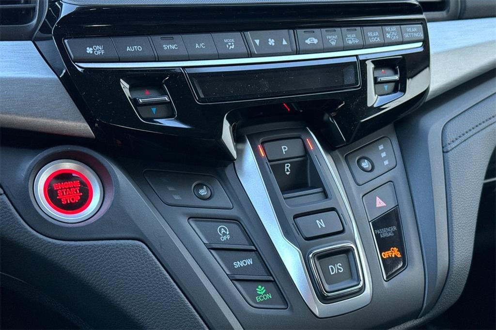 new 2025 Honda Odyssey car, priced at $43,670