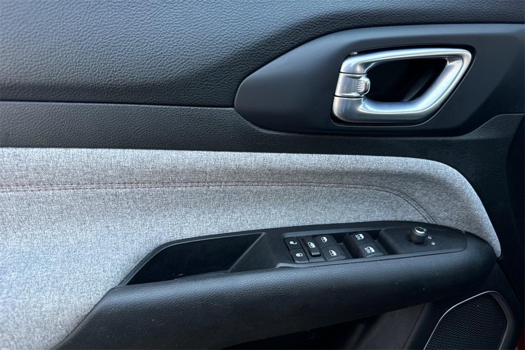 used 2022 Jeep Compass car, priced at $19,283