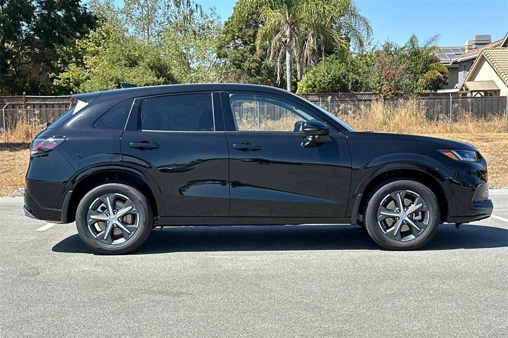 new 2025 Honda HR-V car, priced at $30,850