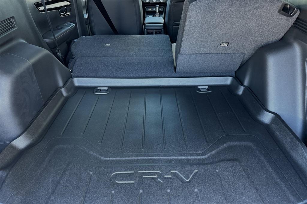 new 2025 Honda CR-V Hybrid car, priced at $42,495