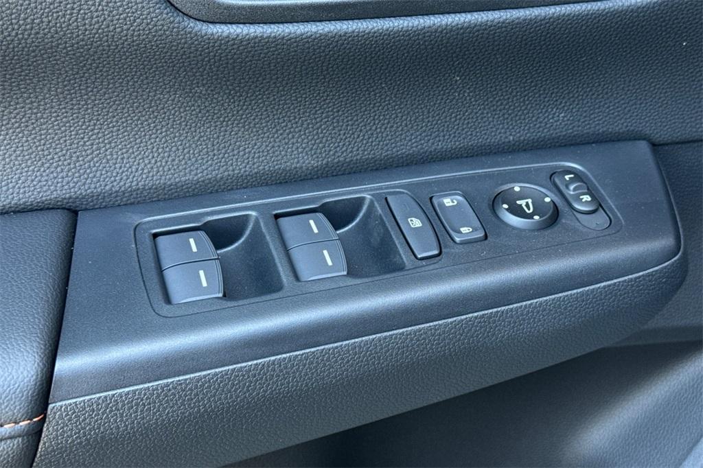 new 2026 Honda CR-V Hybrid car, priced at $40,175