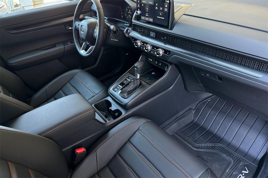 new 2026 Honda CR-V Hybrid car, priced at $40,175