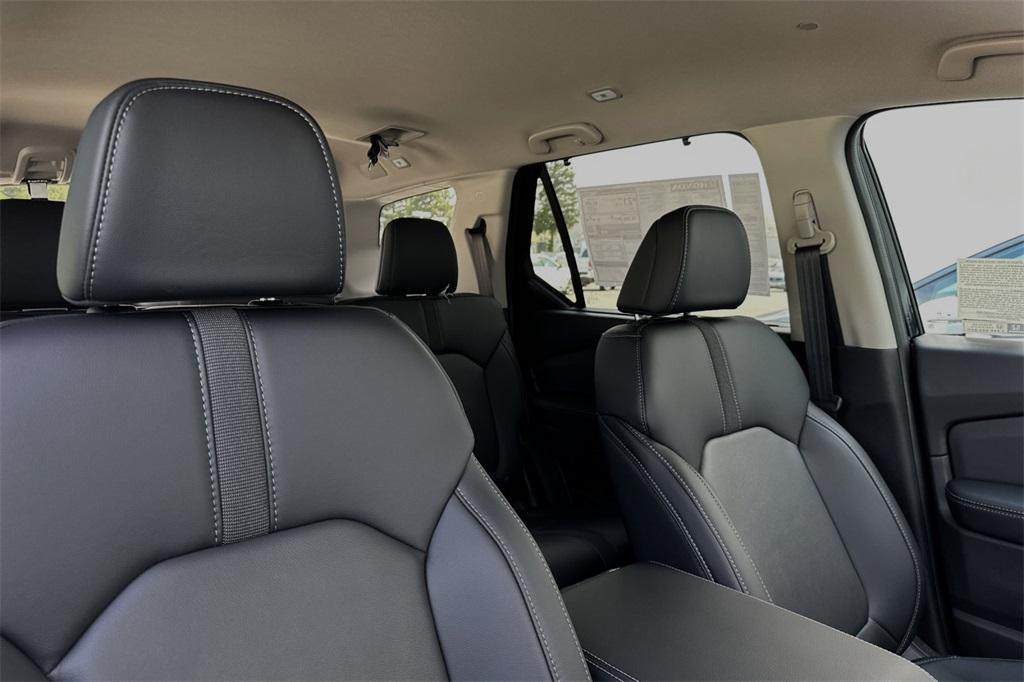 new 2025 Honda Pilot car, priced at $47,050